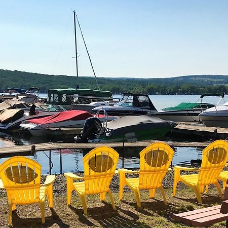 Beachcomber Inn Conesus Extérieur photo
